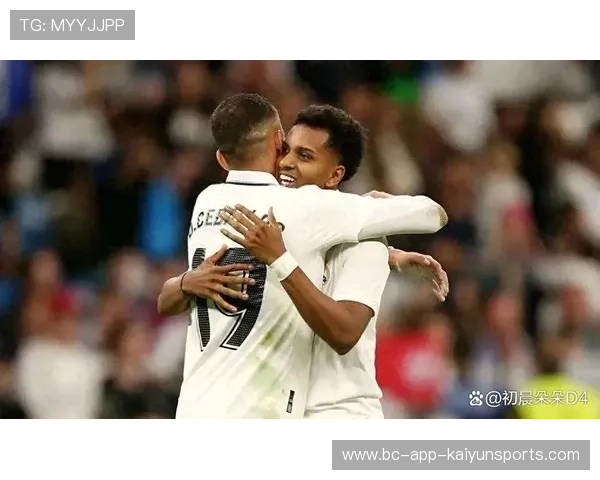 罗德里戈在底线处连续过人后横传——边路魔术与团队配合的艺术